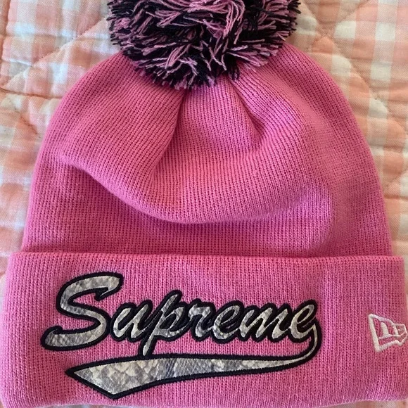 Pink Supreme Snake Print Beanie Supreme Pink Cotton Logo Beanie One Size International main image 3